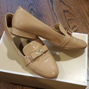 Michael Kors flat shoe